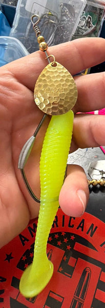 weedless in-line spinner